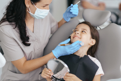 mt-dents-bientot-le-controle-dentaire-gratuit-tous-les-ans-dentiste-kremlin-bicetre
